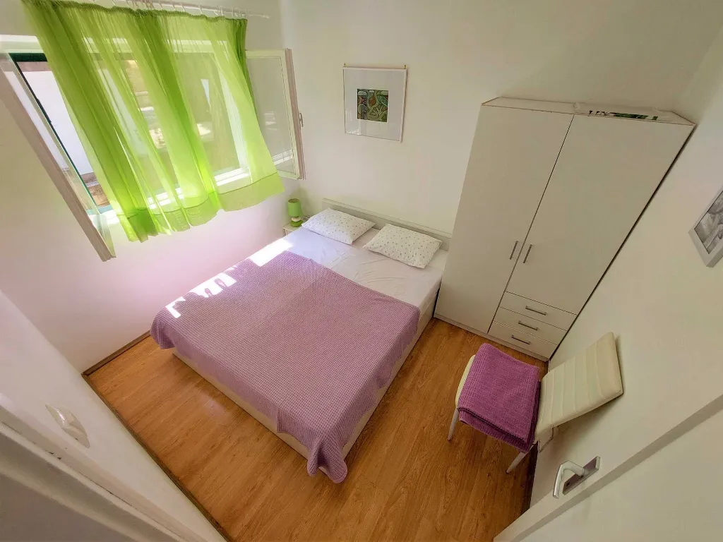 Seafront Apartment in Primošten for 4–5 Guests