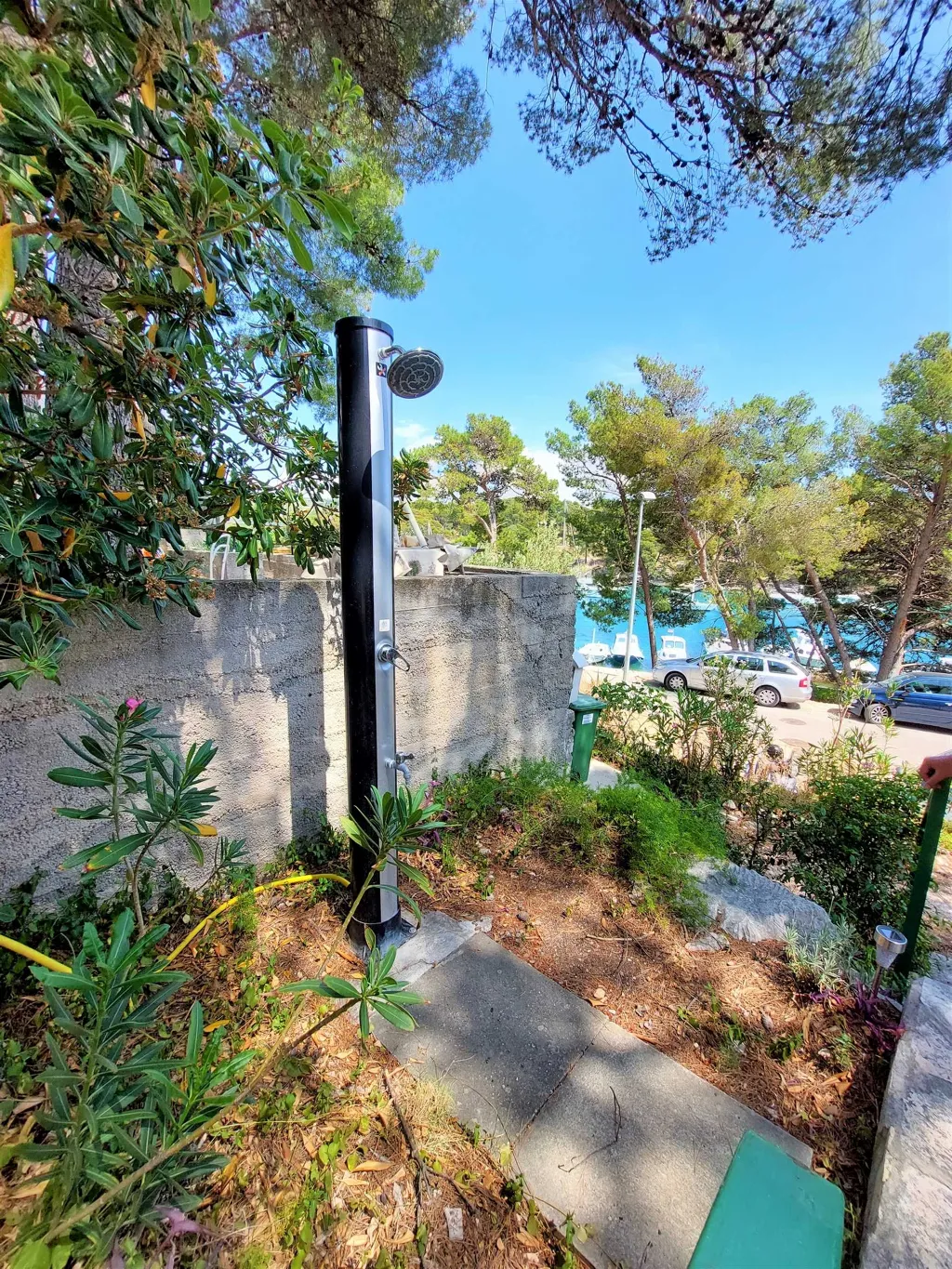 Seafront Apartment in Primošten for 4–5 Guests