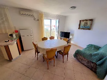 3-Bedroom Apartment in Vodice for Up to 7 Guests