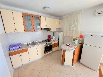 3-Bedroom Apartment in Vodice for Up to 7 Guests