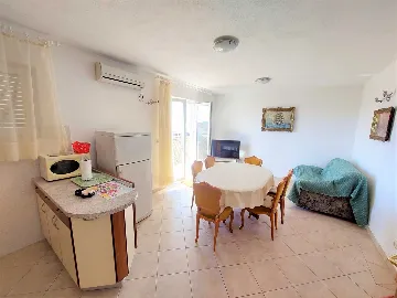 3-Bedroom Apartment in Vodice for Up to 7 Guests