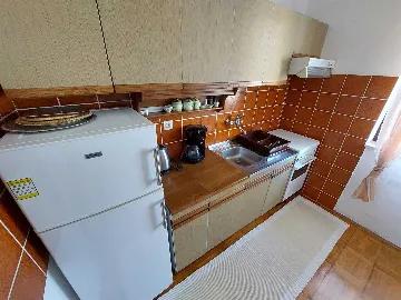 Two-Bedroom Apartment for 5 Guests in Vodice