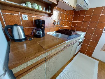 Two-Bedroom Apartment for 5 Guests in Vodice