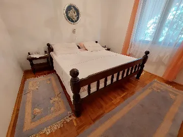 Two-Bedroom Apartment for 5 Guests in Vodice