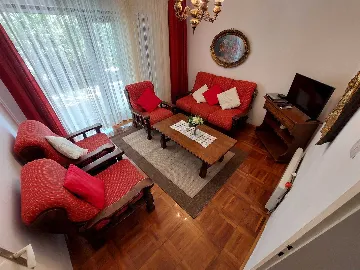 Two-Bedroom Apartment for 5 Guests in Vodice