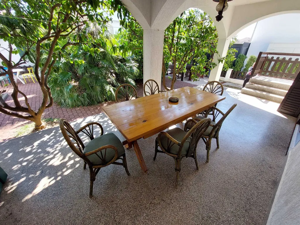 Two-Bedroom Apartment for 5 Guests in Vodice