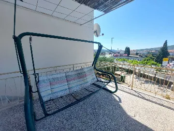 Primošten 2-Bedroom Apartment for 4 Guests