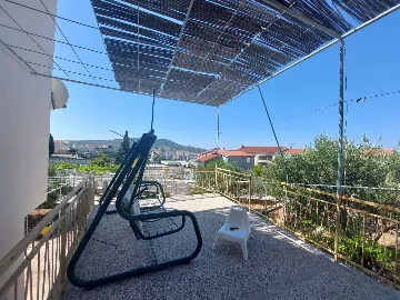 Primošten 2-Bedroom Apartment for 4 Guests