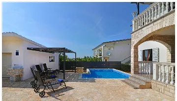 Five-Bedroom Holiday House in Primošten