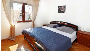 Five-Bedroom Holiday House in Primošten