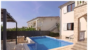 Five-Bedroom Holiday House in Primošten