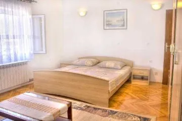 Two-Bedroom Apartment in Rogoznica for Up to 6