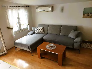 Šibenik One-Bedroom Apartment for Up to 4 Guests