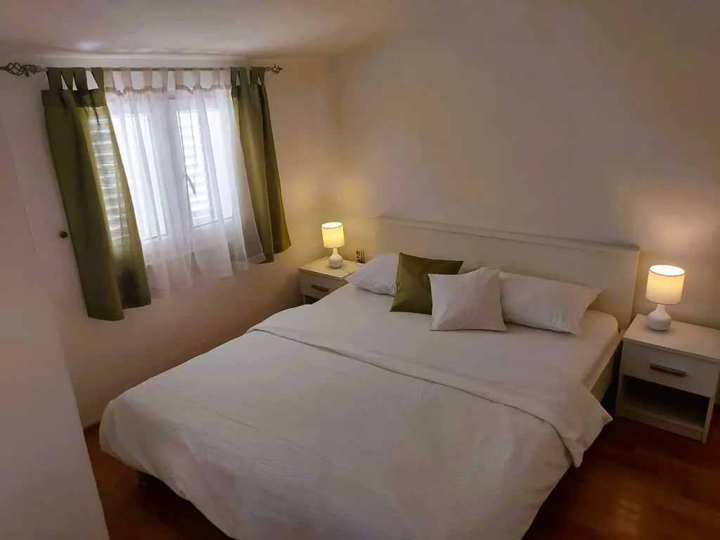 Šibenik One-Bedroom Apartment for Up to 4 Guests