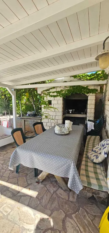 Sea-View Apartment for 2 in Primošten