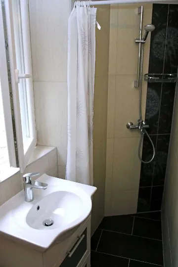 1-Bedroom Apartment for 4 in Šibenik Old Town