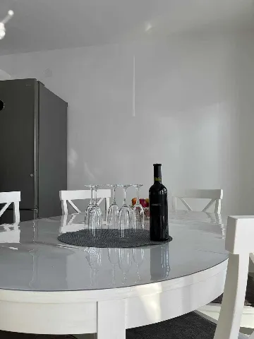 Air-Conditioned 1-Bedroom Apartment in Primošten