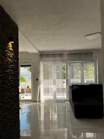 Air-Conditioned 1-Bedroom Apartment in Primošten