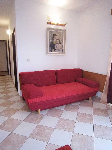 Primošten 3-Bedroom Apartment with Sea View