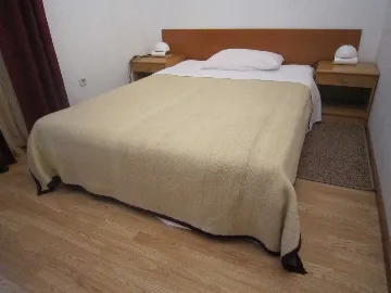 Primošten 3-Bedroom Apartment with Sea View