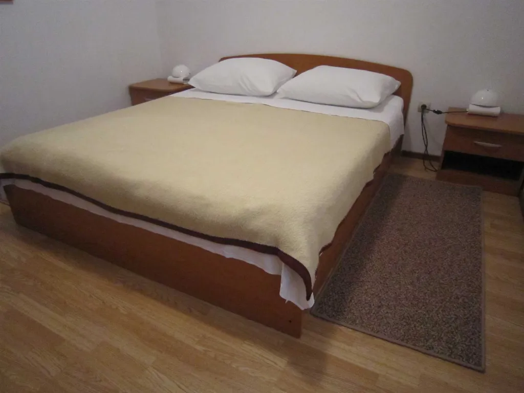 Primošten 3-Bedroom Apartment with Sea View