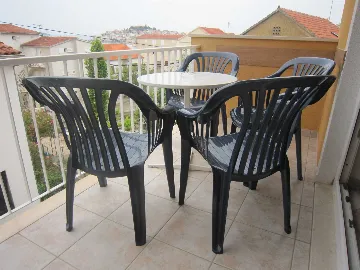 Primošten 3-Bedroom Apartment with Sea View