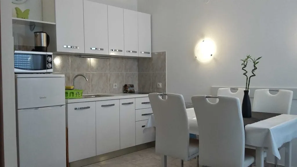 Apartment in Primošten for 1 Guest