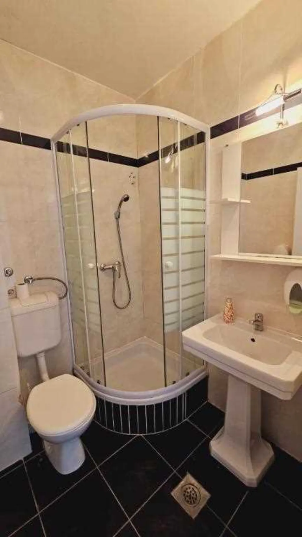 One-Bedroom Apartment in Primošten for 1 Guest