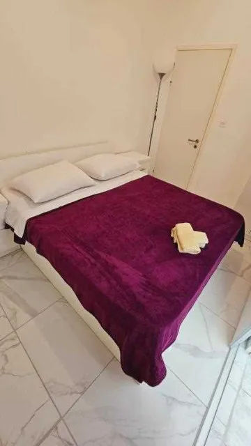 One-Bedroom Apartment in Primošten for 1 Guest