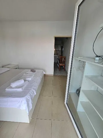 Primošten 1-Bedroom Apartment for Up to 3