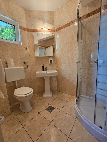 Primošten 1-Bedroom Apartment for Up to 3