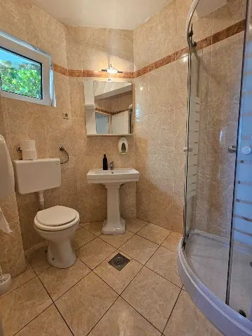 Primošten 1-Bedroom Apartment for Up to 3