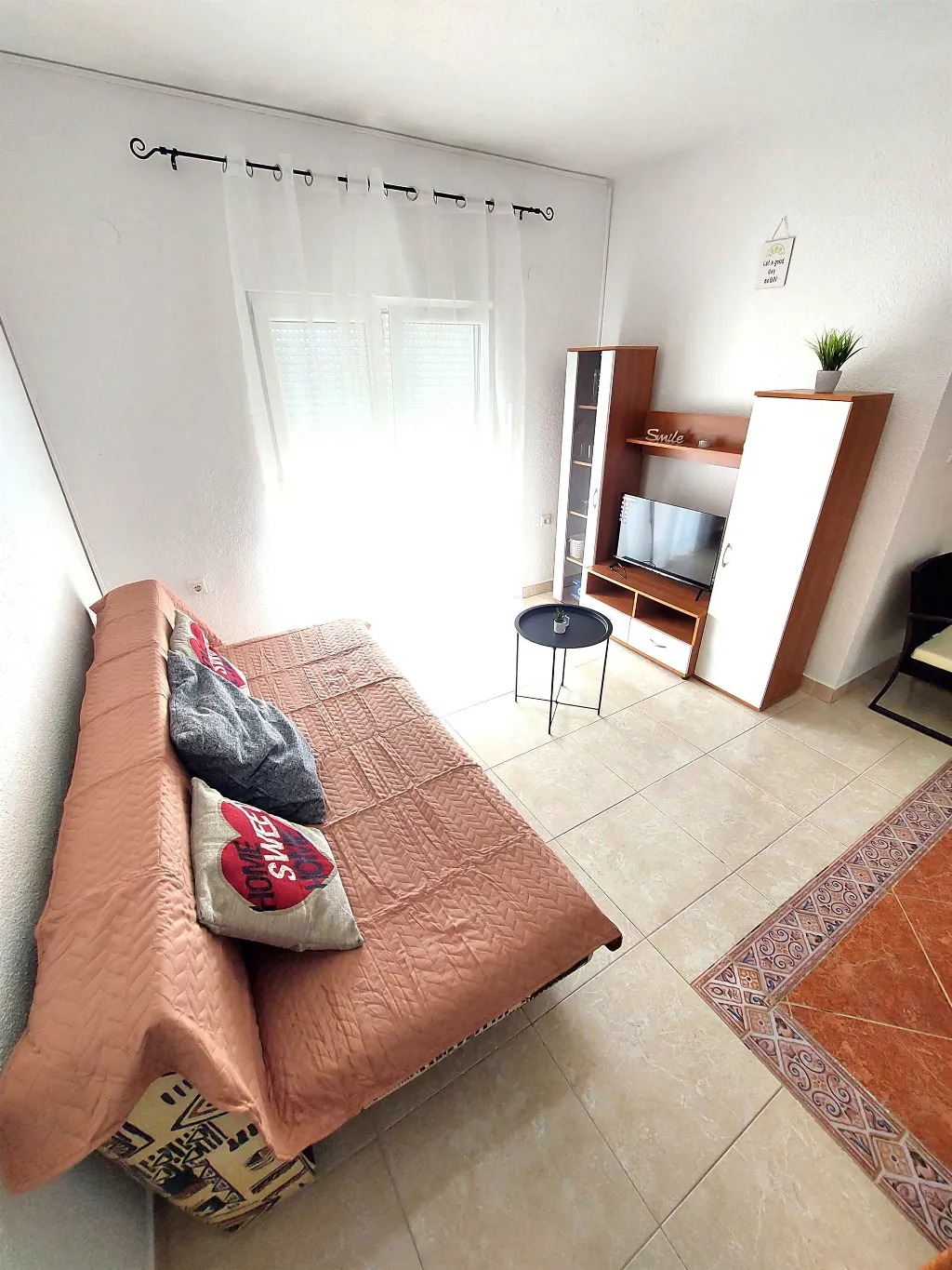 Vodice 1-Bedroom Apartment for 4 with Parking