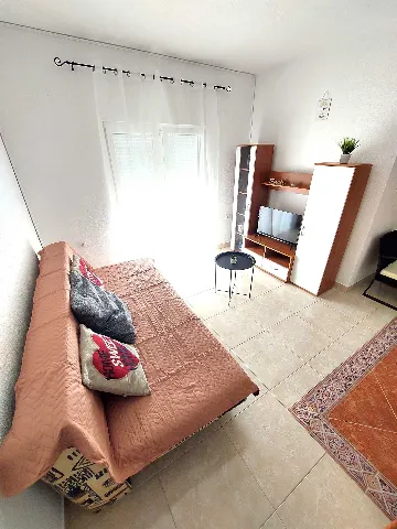 Vodice 1-Bedroom Apartment for 4 with Parking