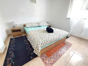 Vodice 1-Bedroom Apartment for 4 with Parking