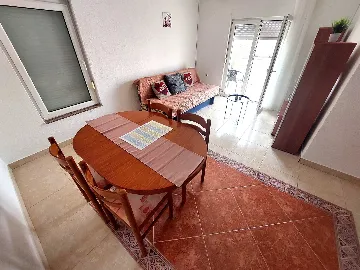 Vodice 1-Bedroom Apartment for 4 with Parking