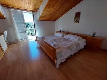 One-Bedroom Apartment for 2–3 Guests in Primošten