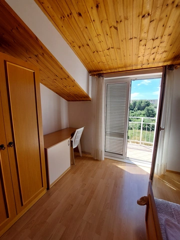 One-Bedroom Apartment for 2–3 Guests in Primošten