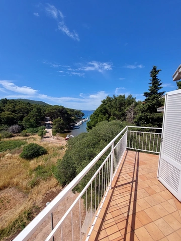 One-Bedroom Apartment for 2–3 Guests in Primošten