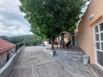 Grebaštica 2-Bedroom Apartment for 4 Guests