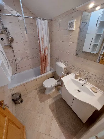 Grebaštica 2-Bedroom Apartment for 4 Guests