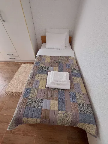 Grebaštica 2-Bedroom Apartment for 4 Guests