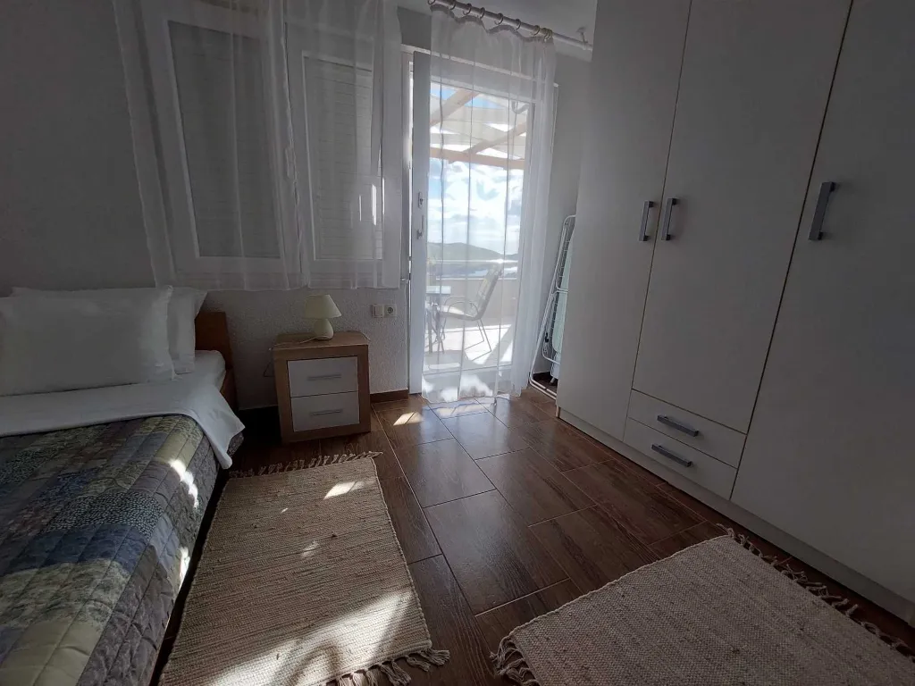 Grebaštica 2-Bedroom Apartment for 4 Guests