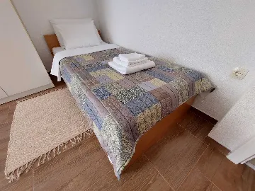 Grebaštica 2-Bedroom Apartment for 4 Guests