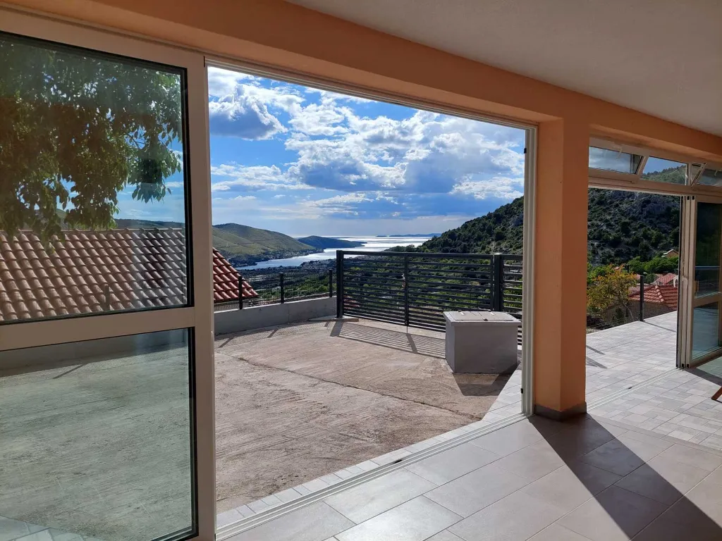 Grebaštica 2-Bedroom Apartment for 4 Guests