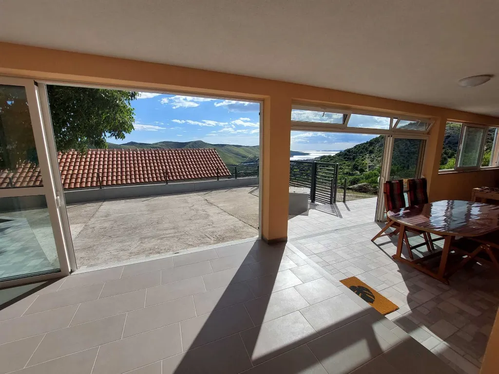 Grebaštica 2-Bedroom Apartment for 4 Guests