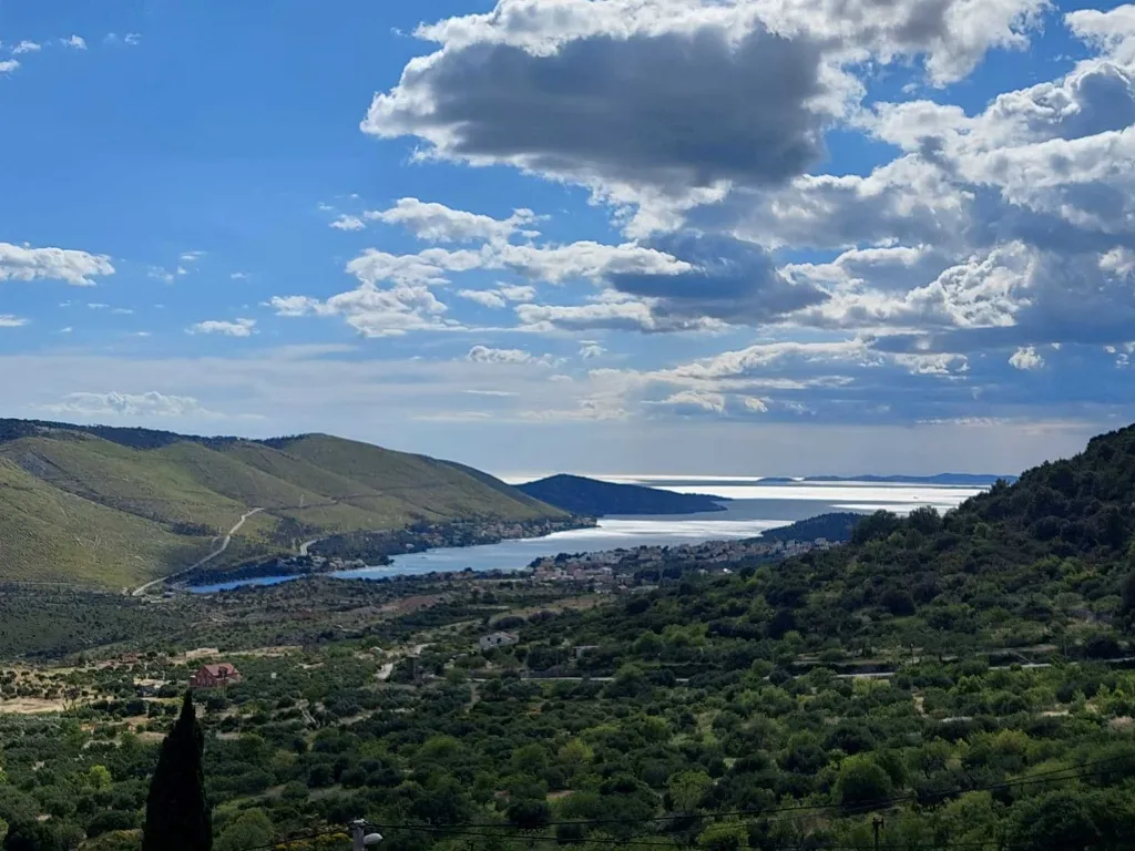 Grebaštica 2-Bedroom Apartment for 4 Guests