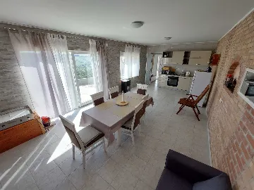 Grebaštica 2-Bedroom Apartment for 4 Guests