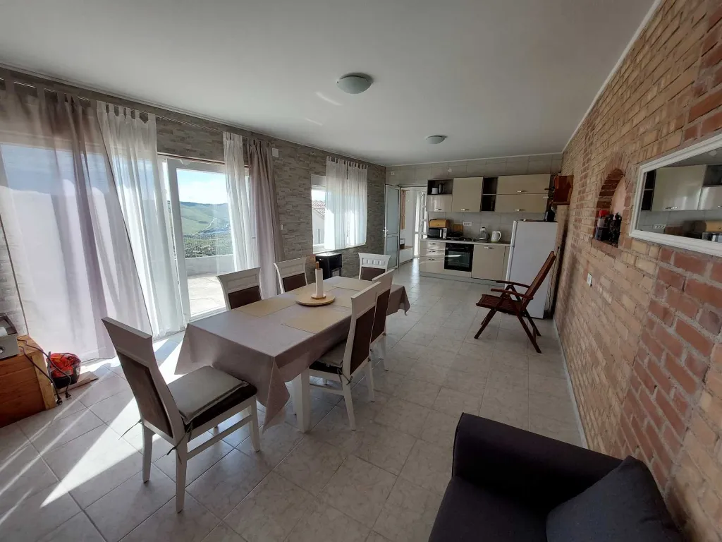Grebaštica 2-Bedroom Apartment for 4 Guests