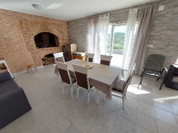 Grebaštica 2-Bedroom Apartment for 4 Guests